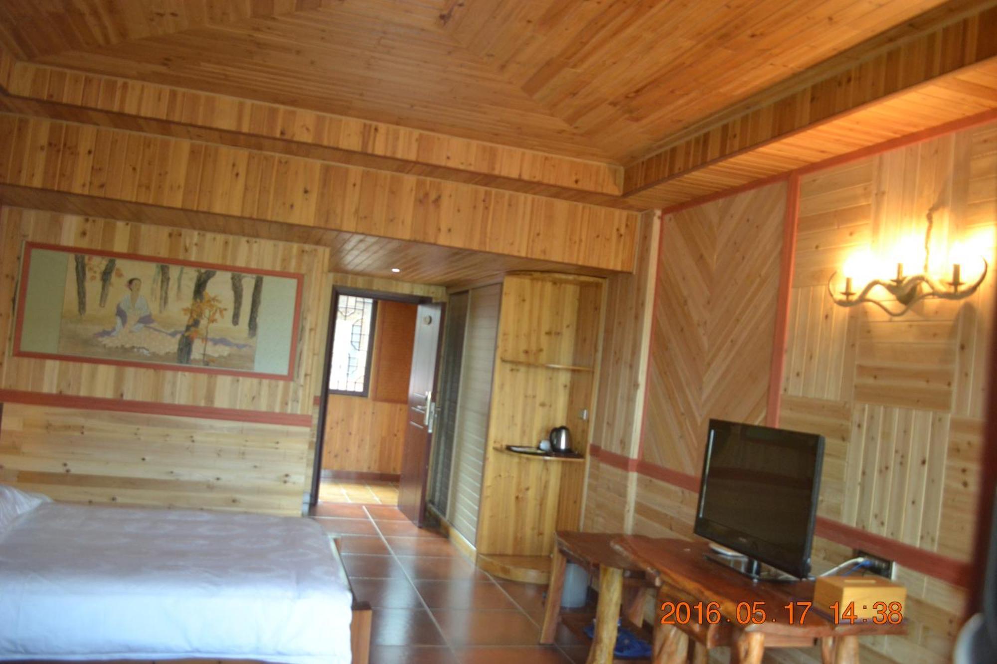 Longji Holiday Hotel Longsheng Room photo